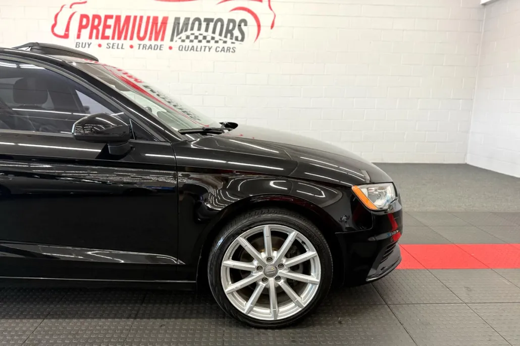 2016 Audi A3 Premium photo 1