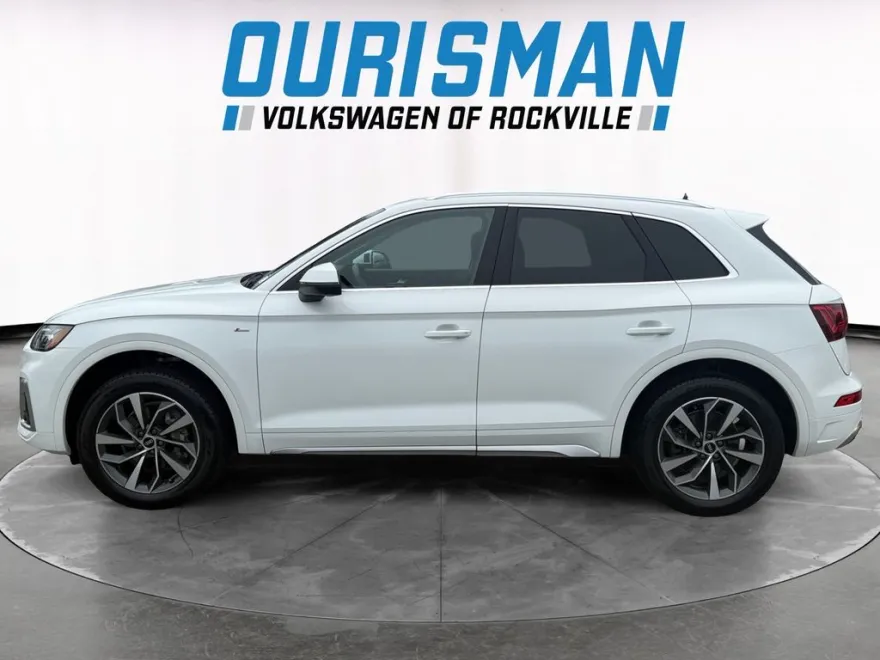 2022 Audi Q5 45 S line Premium photo 1