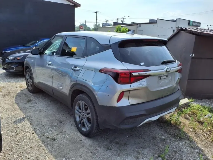 2021 Kia Seltos LX photo 1