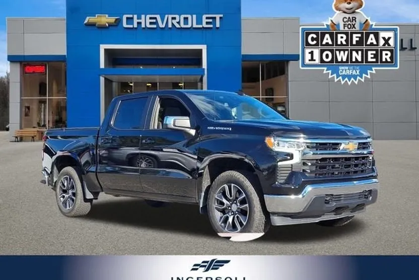 2022 Chevrolet Silverado 1500 LT photo 1