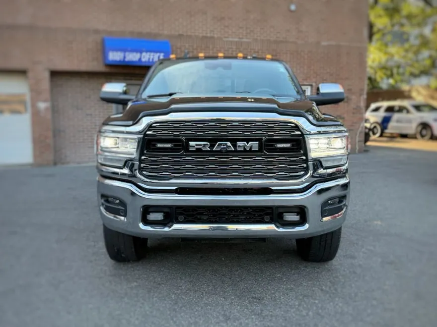 2019 Ram 2500 Limited photo 1