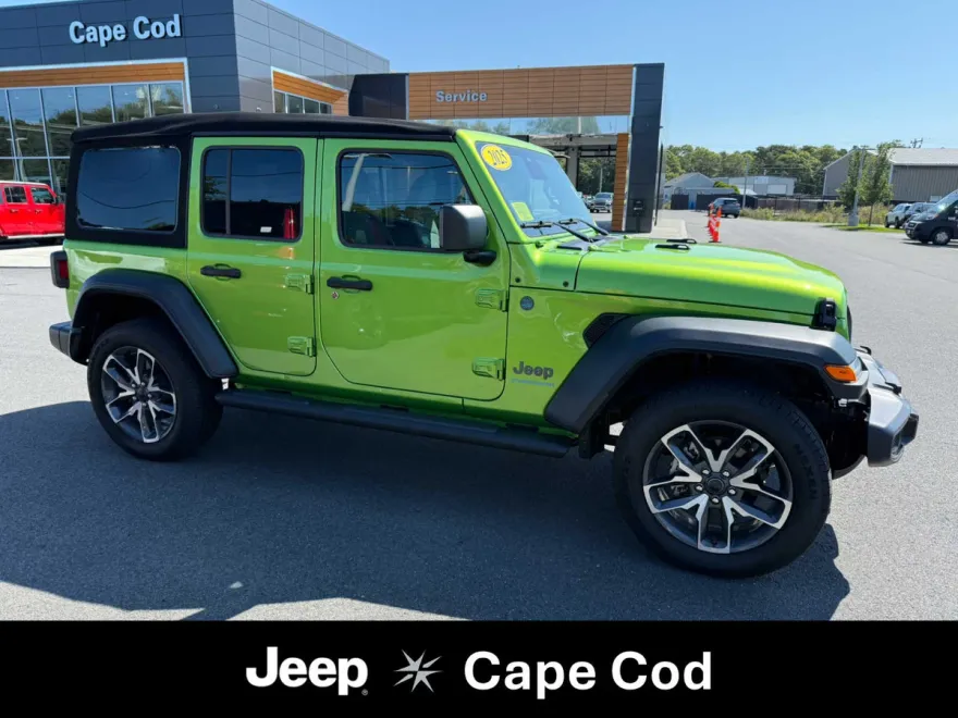 2025 Jeep Wrangler 4xe Sport S photo 1