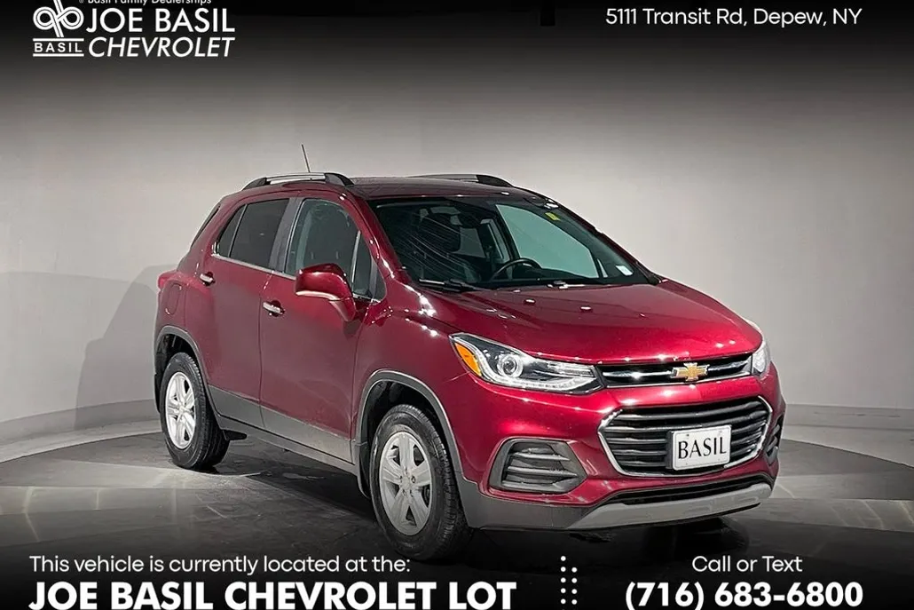 2017 Chevrolet Trax LT photo 1