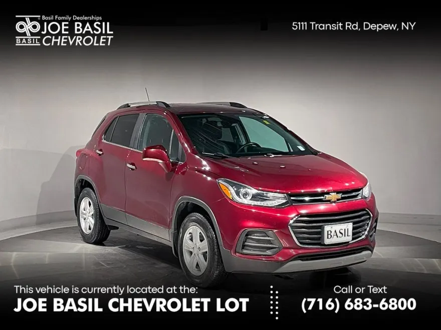 2017 Chevrolet Trax LT photo 1