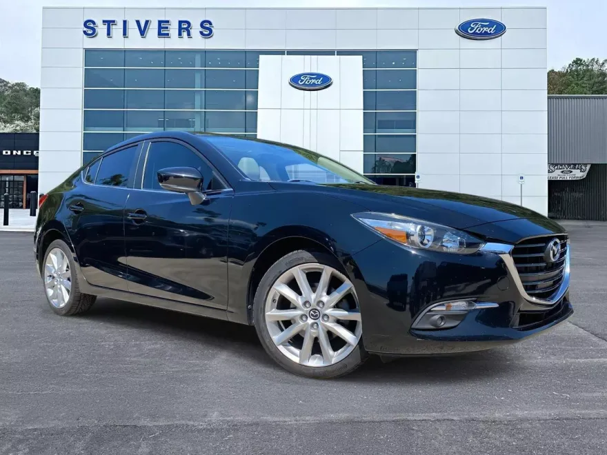 2017 Mazda Mazda3 Grand Touring photo 1