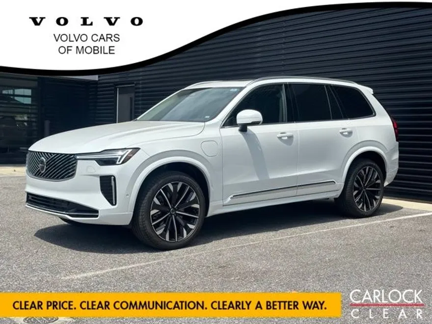2025 Volvo XC90 T8 Plus photo 1