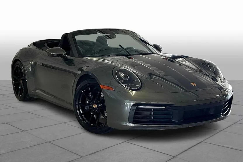 2024 Porsche 911 4 Cabriolet photo 1