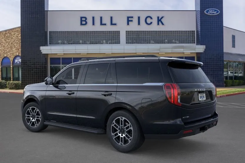 2025 Ford Expedition photo 1