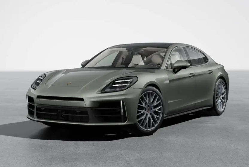 2026 Porsche Panamera E-Hybrid 4 photo 1