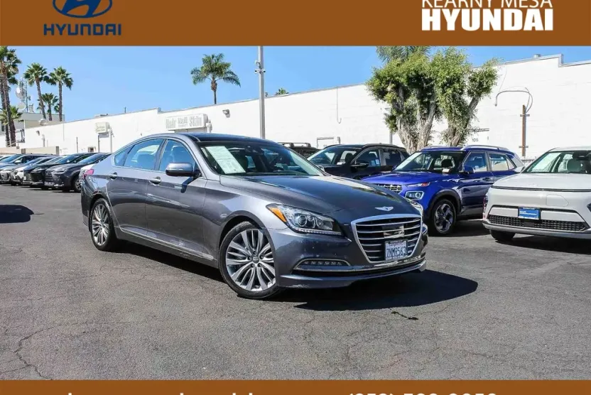 2015 Hyundai Genesis 5.0 photo 1