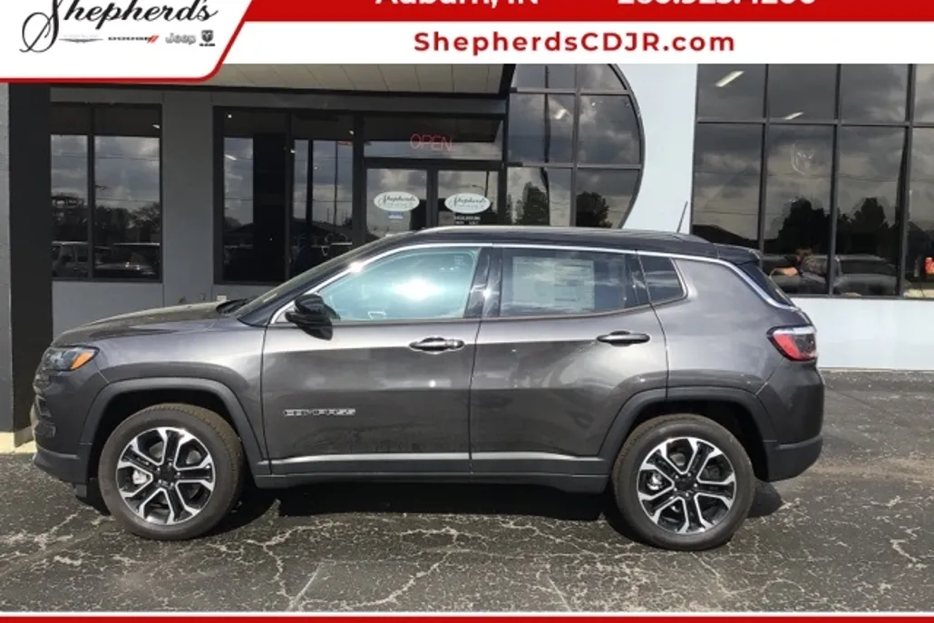 2024 Jeep Compass Limited photo 1