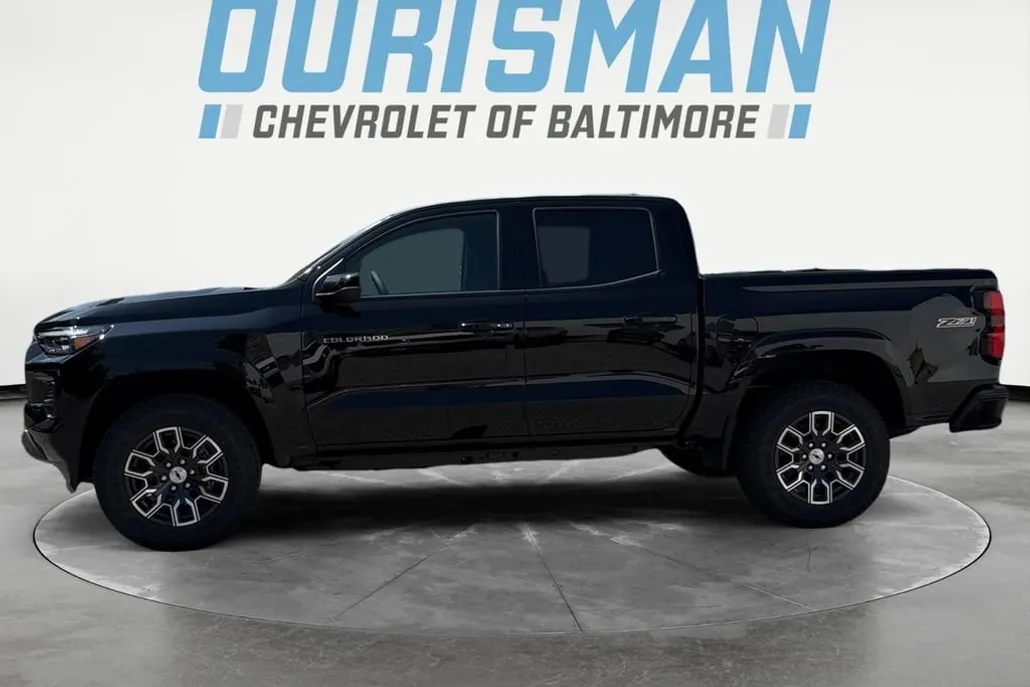 2026 Chevrolet Colorado Z71 photo 1