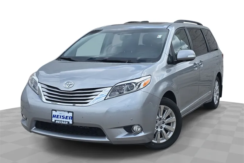 2015 Toyota Sienna Limited Premium photo 1