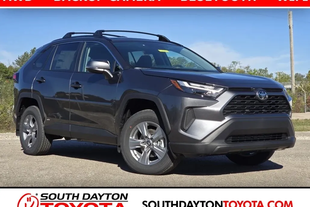 2025 Toyota RAV4 Hybrid XLE photo 1