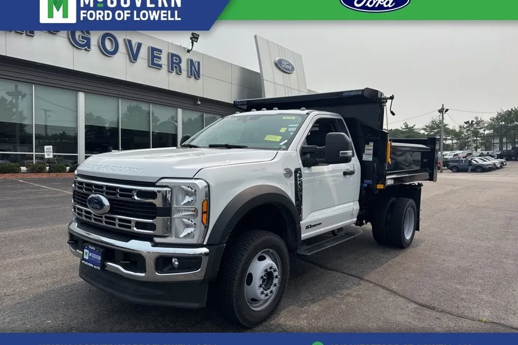 2025 Ford F-550 photo 1