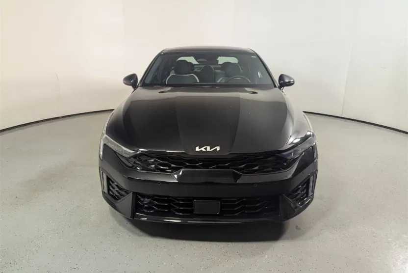 2026 Kia K5 GT-Line photo 1