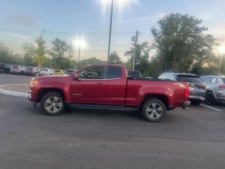 2018 Chevrolet Colorado LT photo 1
