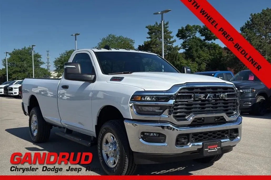 2025 Ram 2500 Tradesman photo 1