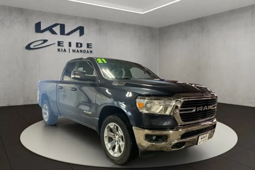 2021 Ram 1500 LT photo 1