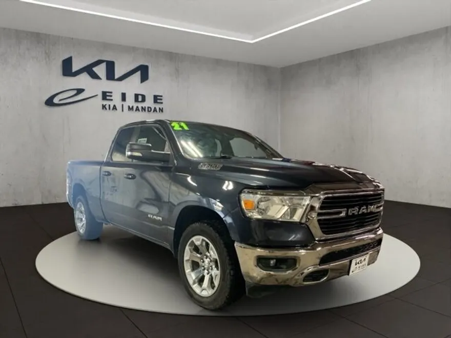 2021 Ram 1500 LT photo 1