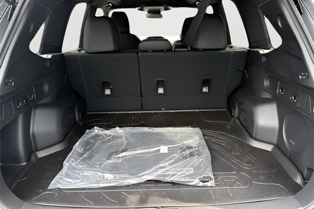 2025 Subaru Forester Sport photo 1