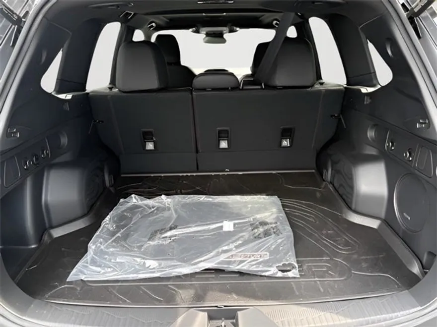 2025 Subaru Forester Sport photo 1