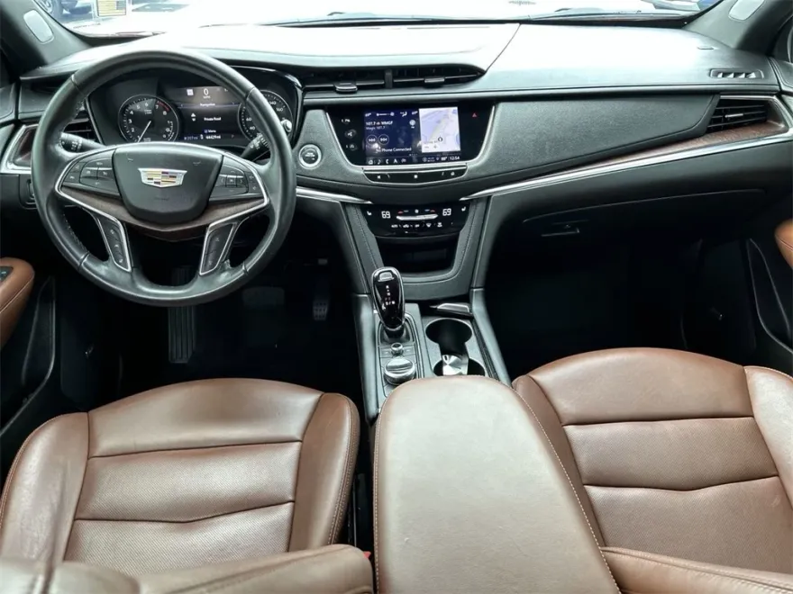 2021 Cadillac XT5 Premium Luxury photo 1