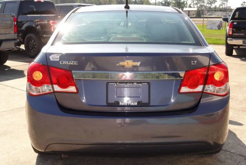 2014 Chevrolet Cruze photo 1