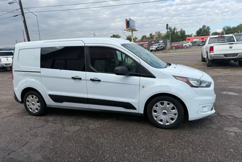 2020 Ford Transit Van XLT photo 1