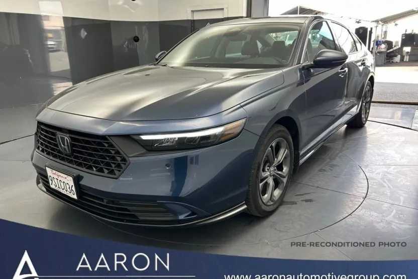 2024 Honda Accord Hybrid EX-L photo 1