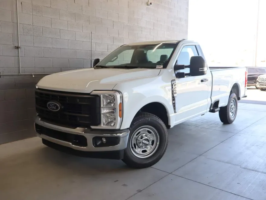 2025 Ford F-250 XL photo 1
