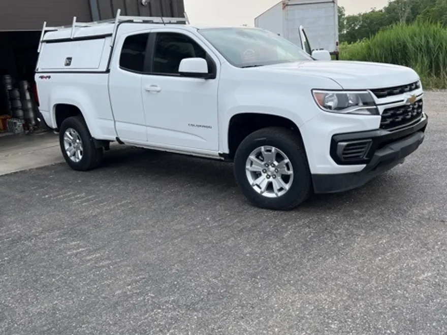 2022 Chevrolet Colorado LT photo 1