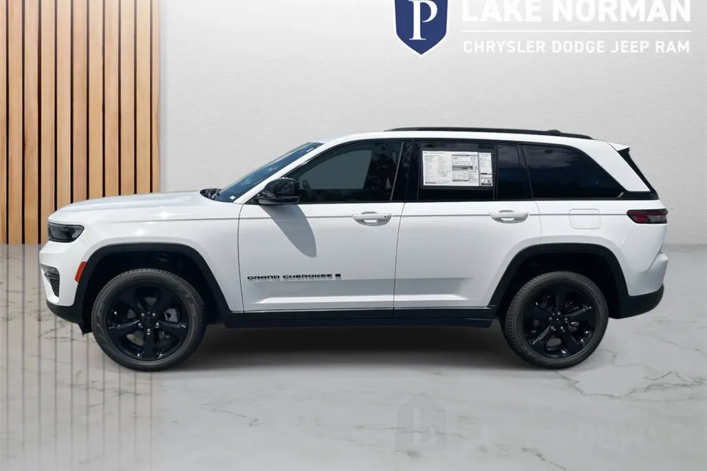 2025 Jeep Grand Cherokee Limited photo 1