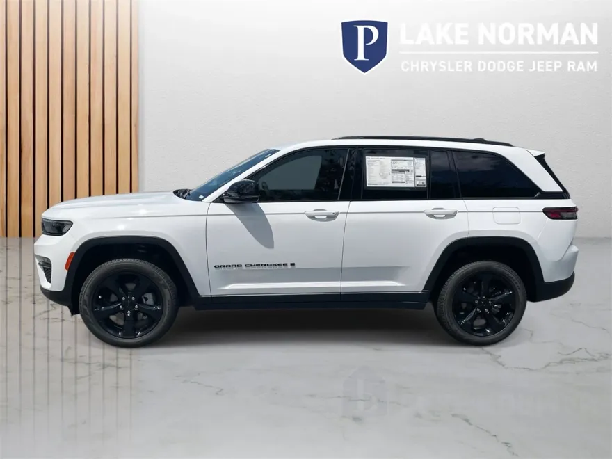 2025 Jeep Grand Cherokee Limited photo 1