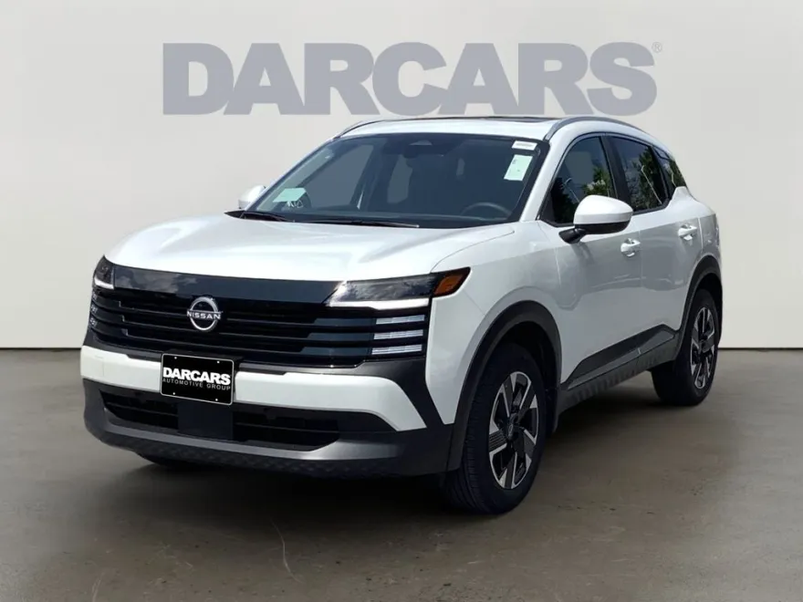 2025 Nissan Kicks SV photo 1
