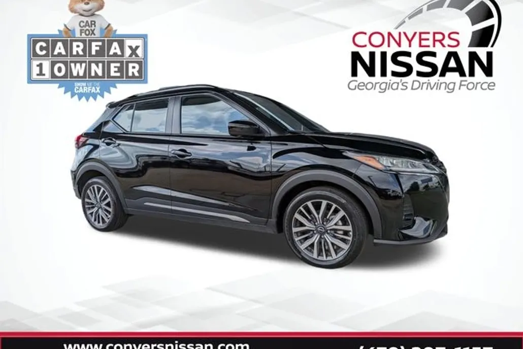 2024 Nissan Kicks SR photo 1