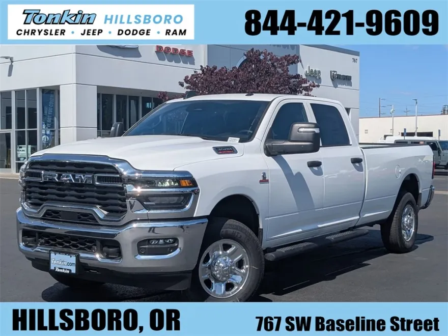 2025 Ram 3500 Tradesman photo 1