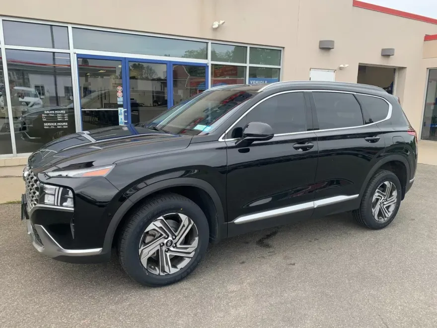 2022 Hyundai Santa Fe SEL photo 1