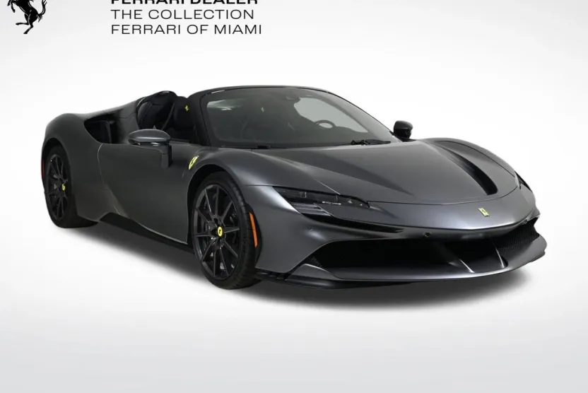 2024 Ferrari SF90 Spider Base photo 1