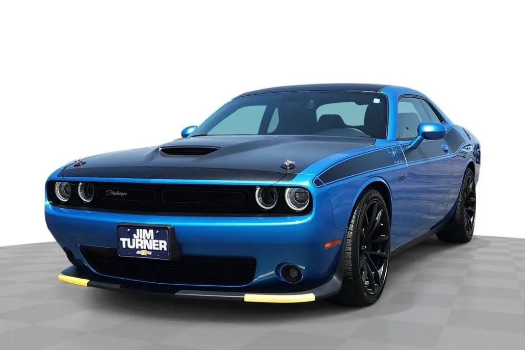 2023 Dodge Challenger R/T Scat Pack photo 1