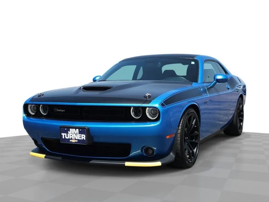2023 Dodge Challenger R/T Scat Pack photo 1