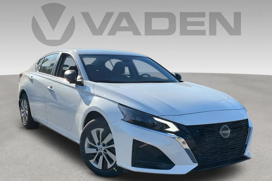 2024 Nissan Altima 2.5 S photo 1