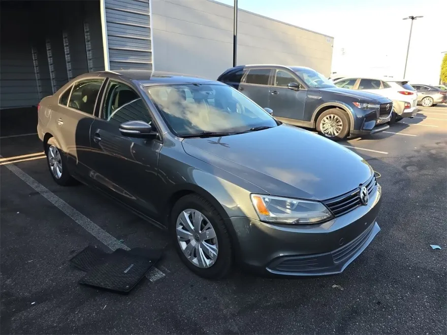 2014 Volkswagen Jetta 1.8T SE photo 1