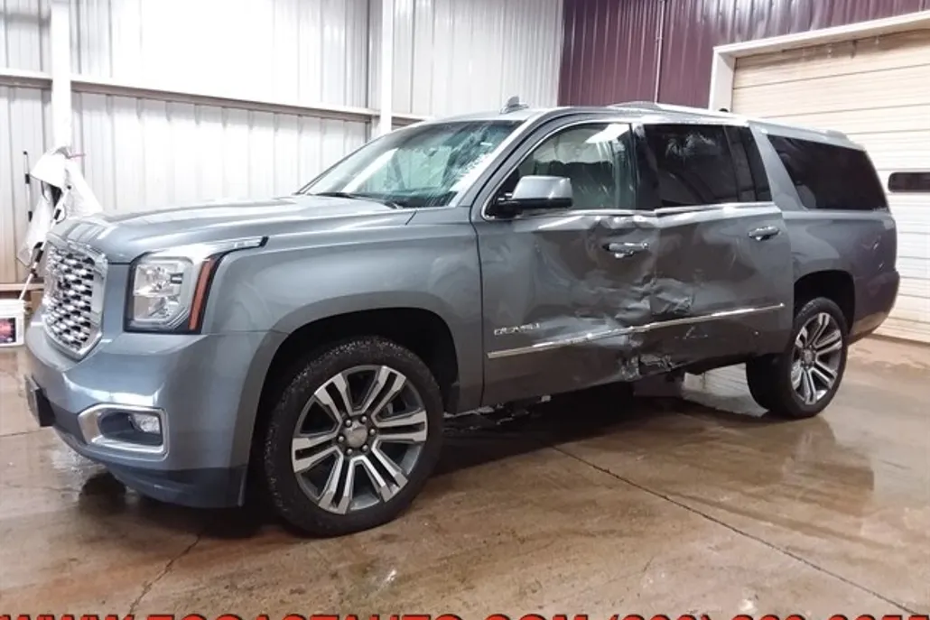 2019 Gmc Yukon XL Denali photo 1