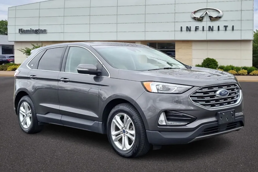 2020 Ford Edge SEL photo 1