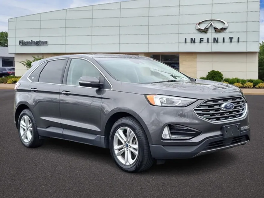 2020 Ford Edge SEL photo 1