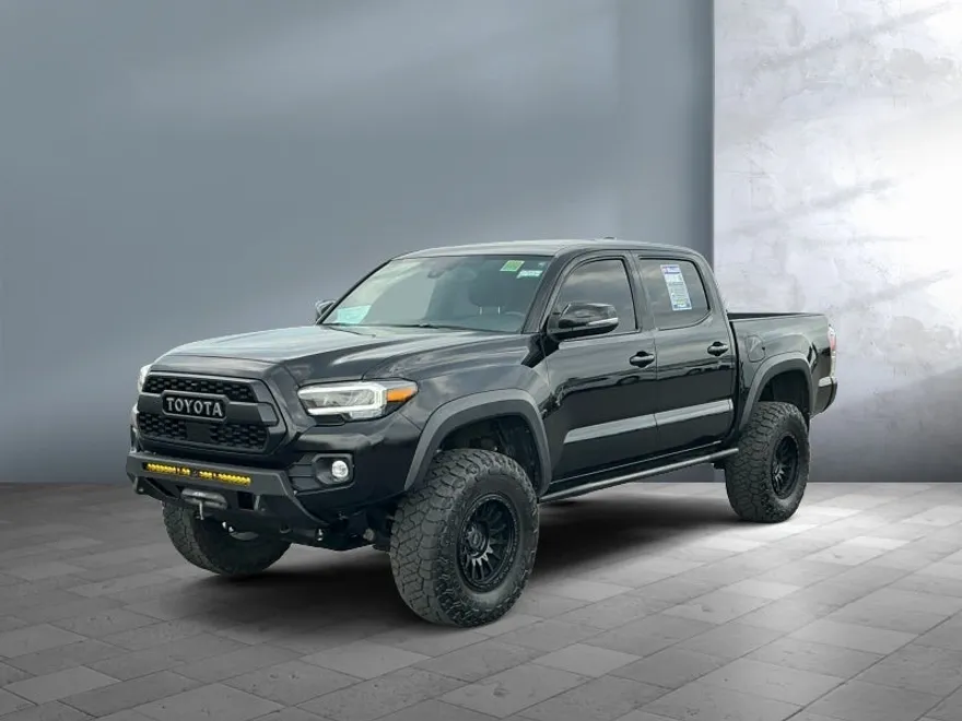 2023 Toyota Tacoma SR photo 1