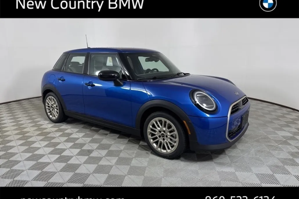 2025 Mini Cooper 4 Door Hardtop Signature photo 1
