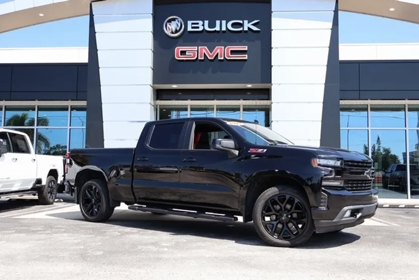 2021 Chevrolet Silverado 1500 RST photo 1