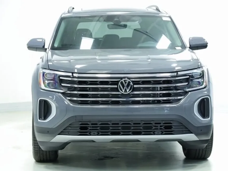 2026 Volkswagen Atlas SE Technology photo 1